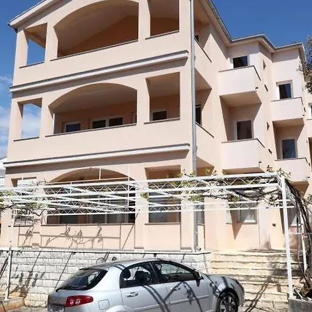 In Okrug Gornji With Terrace, Air Conditioning, Wifi, Washing Machine 5059-3 Apartment Trogir
